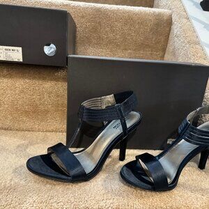 Kenneth Cole Reaction Know Way Womens Ink Strap High Heels Size 8.5